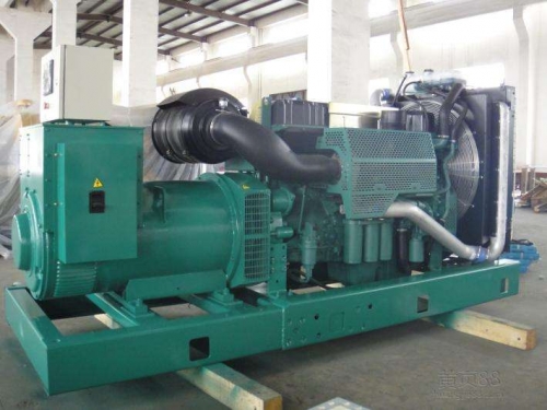 兰山便携静音：租赁无声发电机组，便携式解决能源需求